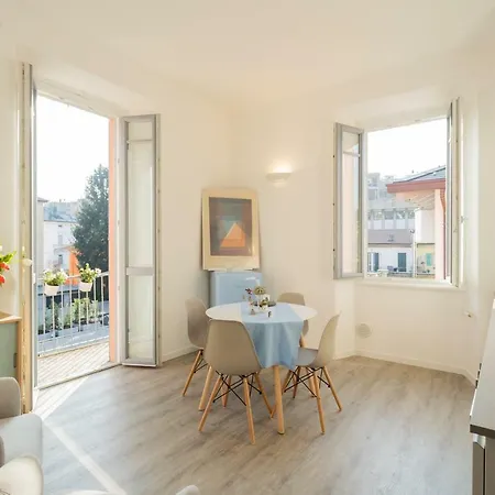 The Little Prince Apartment By Rent All Como Buitenkant foto