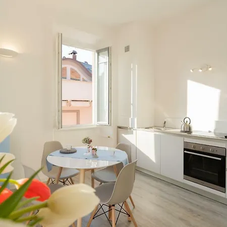 The Little Prince Apartment By Rent All Como Buitenkant foto
