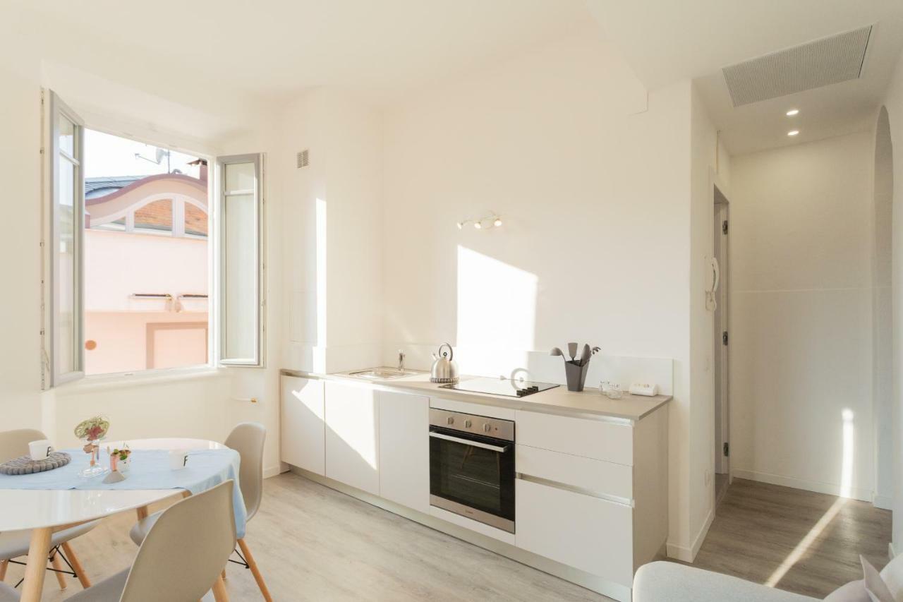 The Little By Rent Apartment Como